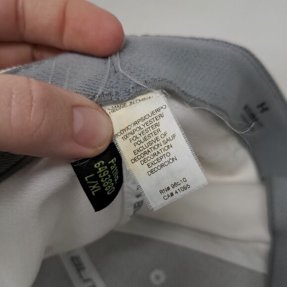 Under Armour Fitted Hat White L/XL Classic Fit Blitzing Embroidered 6 Panel - Picture 10 of 10